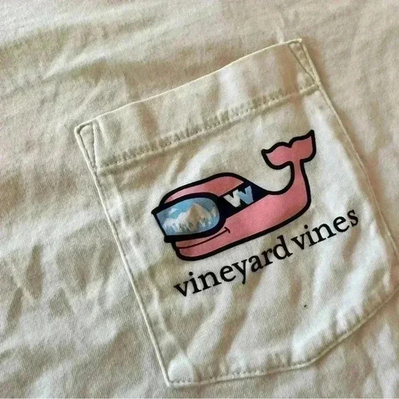 Vineyard vines long sleeve - Picture 3 of 4
